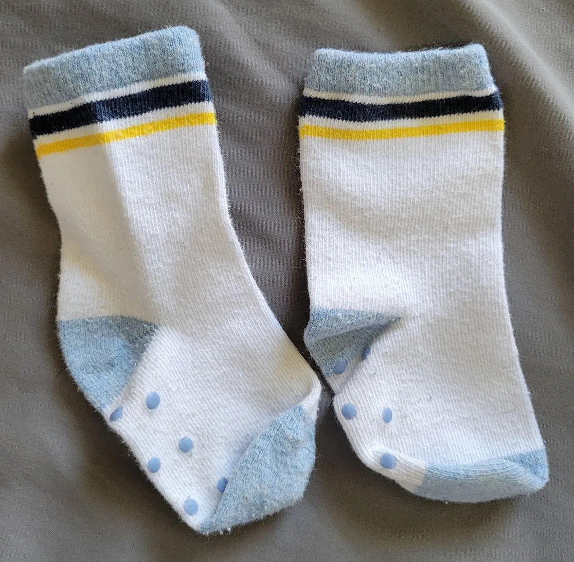 Bundle - Baby Clothes - Size 6-12 Months image indicator(4)