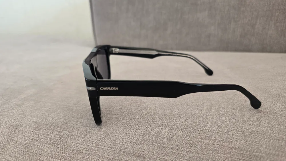 Carrera Black Sunglasses - Like New! image indicator(2)