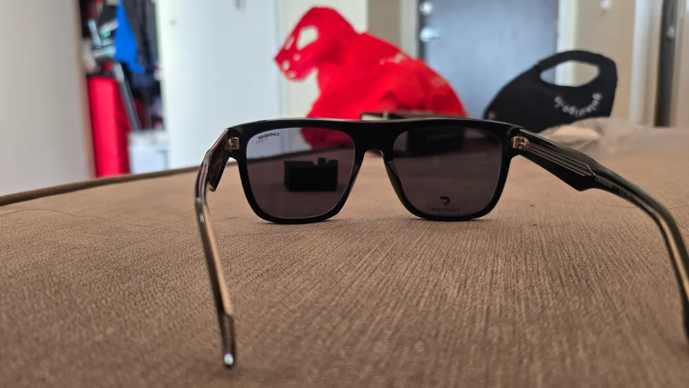 Carrera Black Sunglasses - Like New! image indicator(4)