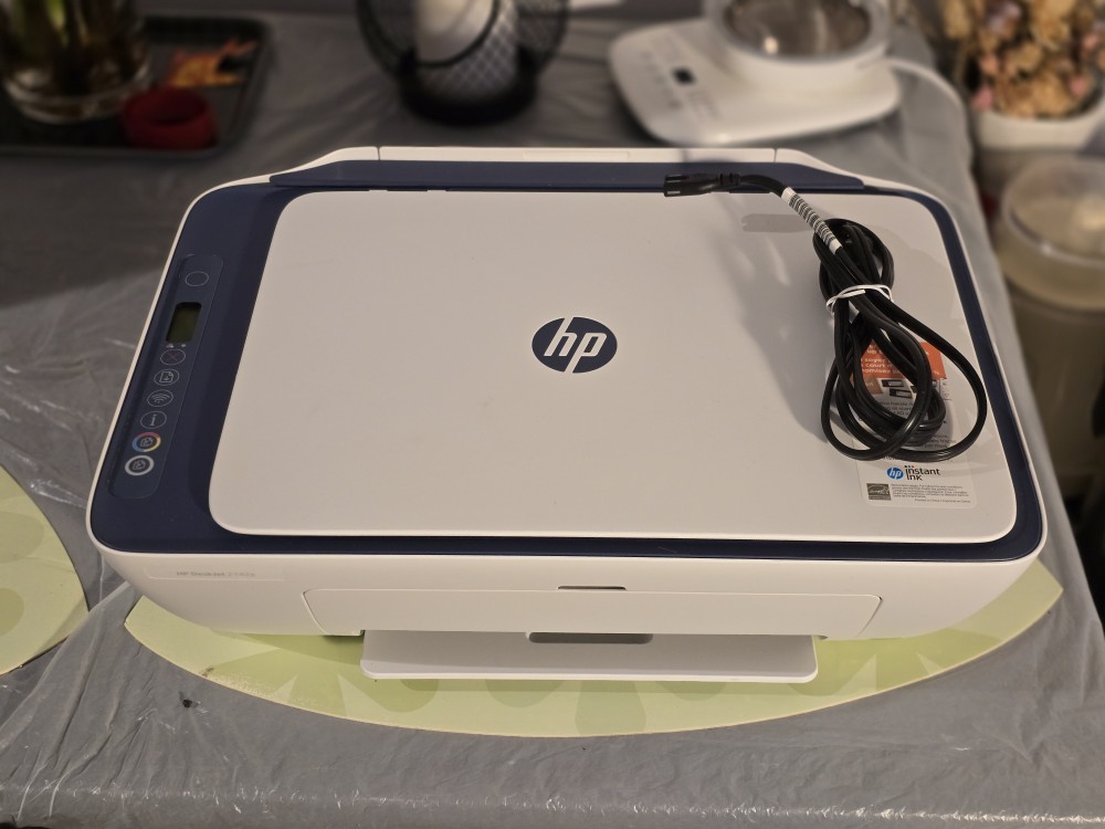 HP DeskJet 2742e All-in-One Printer - photo 2