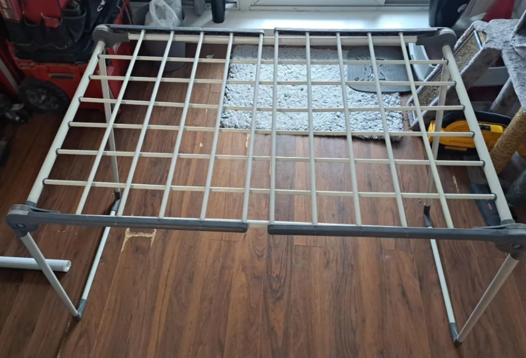 Foldable Clothes Drying Rack thumbnail