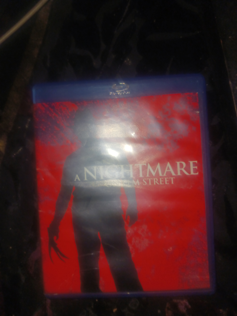 #free giveaway A Nightmare on Elm Street Blu-ray - photo 2