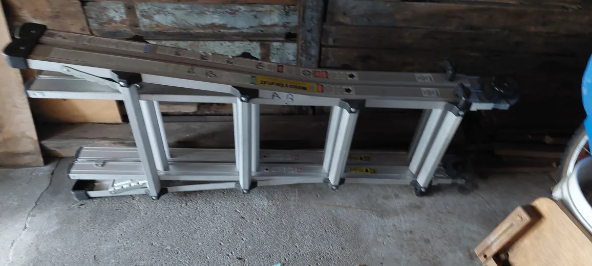 Featherlite 22 ft. Aluminum Multi-Purpose Ladder image indicator(2)