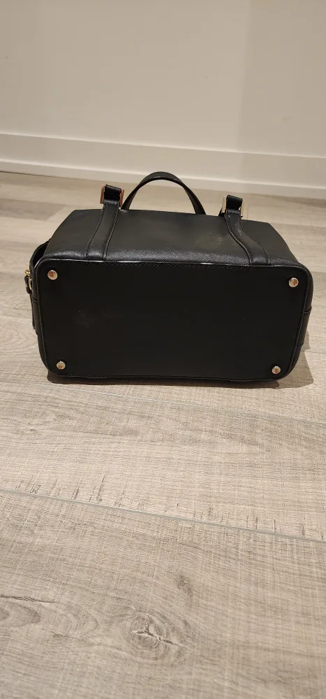 Kate Spade Black Satchel image indicator(3)