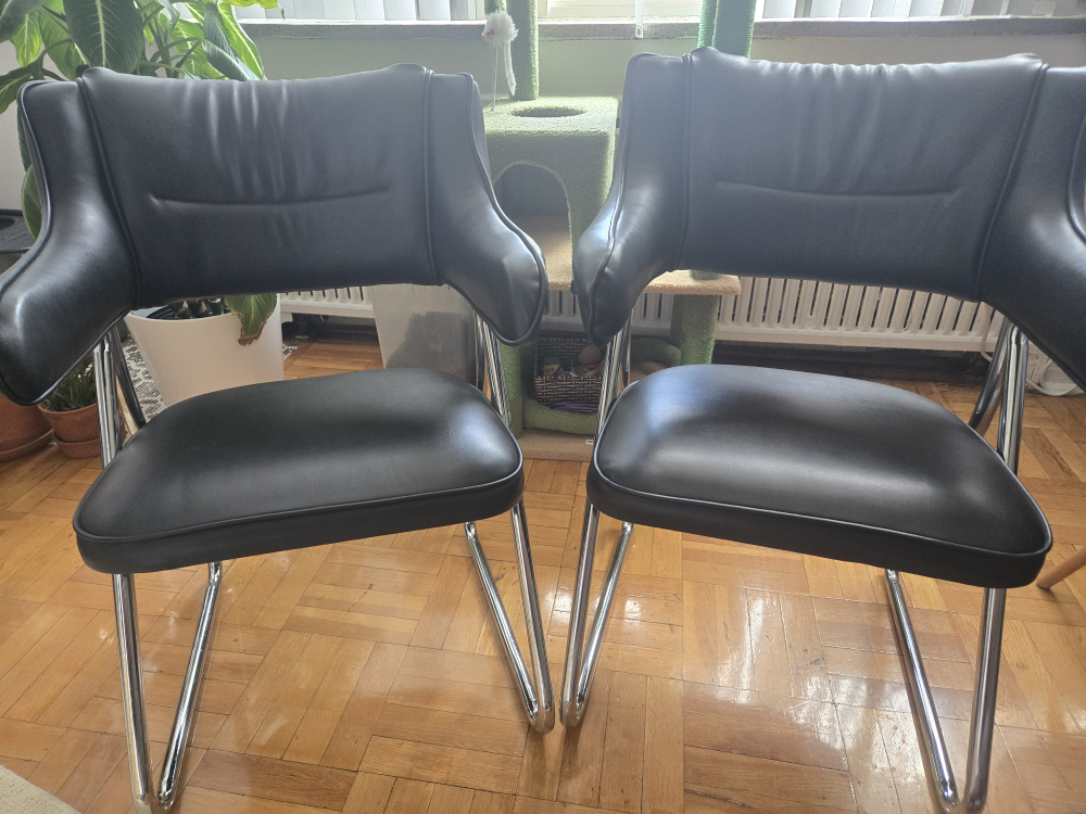 Pair of Black Leather & Chrome Chairs - photo 4