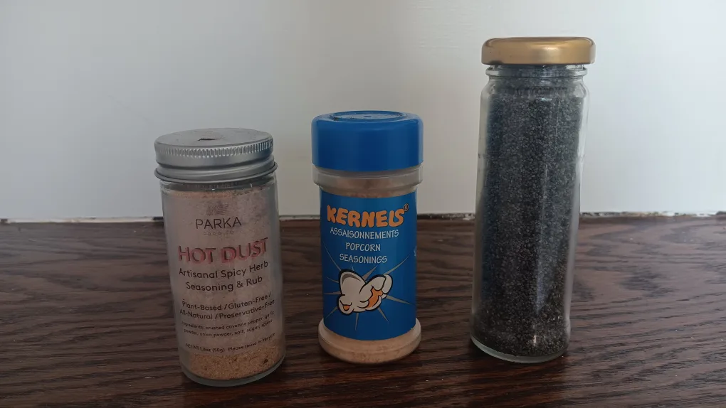 Free spice, popcorn seasoning and poppy seeds