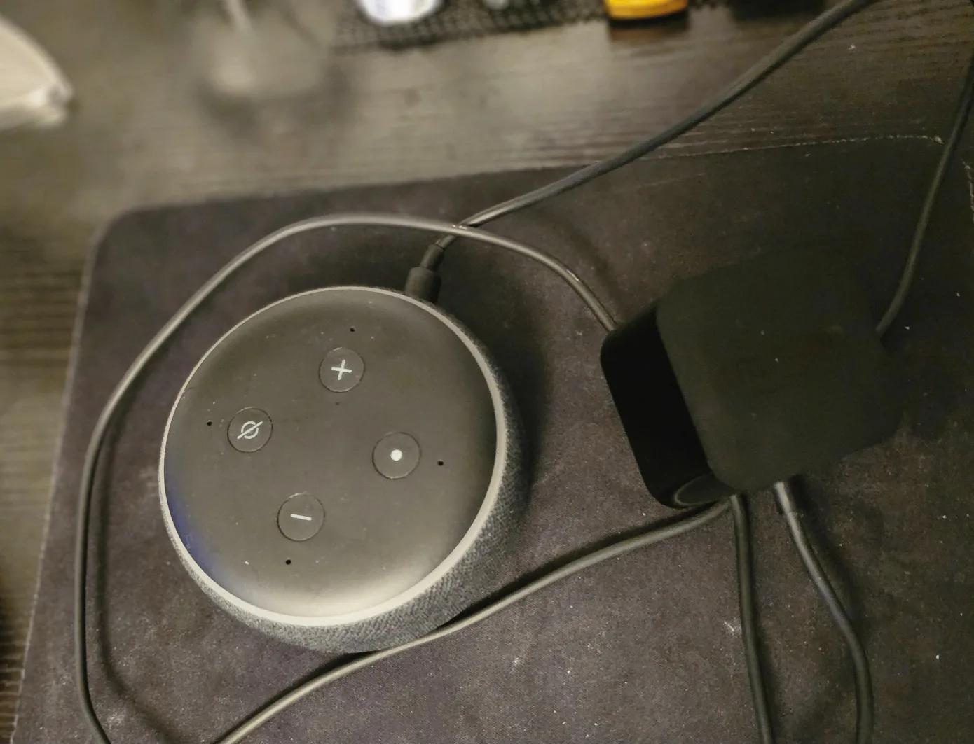 Amazon Echo Dot (3rd Gen) Smart Speaker thumbnail
