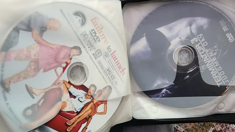 DVD Movie/Music Collection - Action, Comedy, Drama image indicator(2)