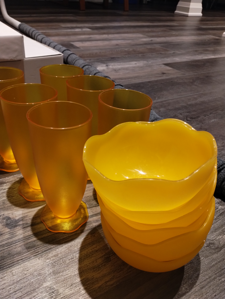 Amber Glass Bowl and Goblet Set - photo 2