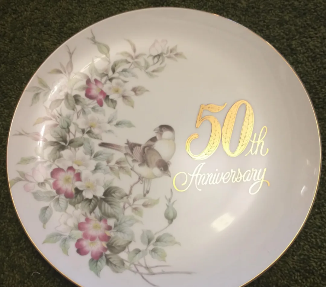 Saji Fine China 50th Anniversary Plate thumbnail