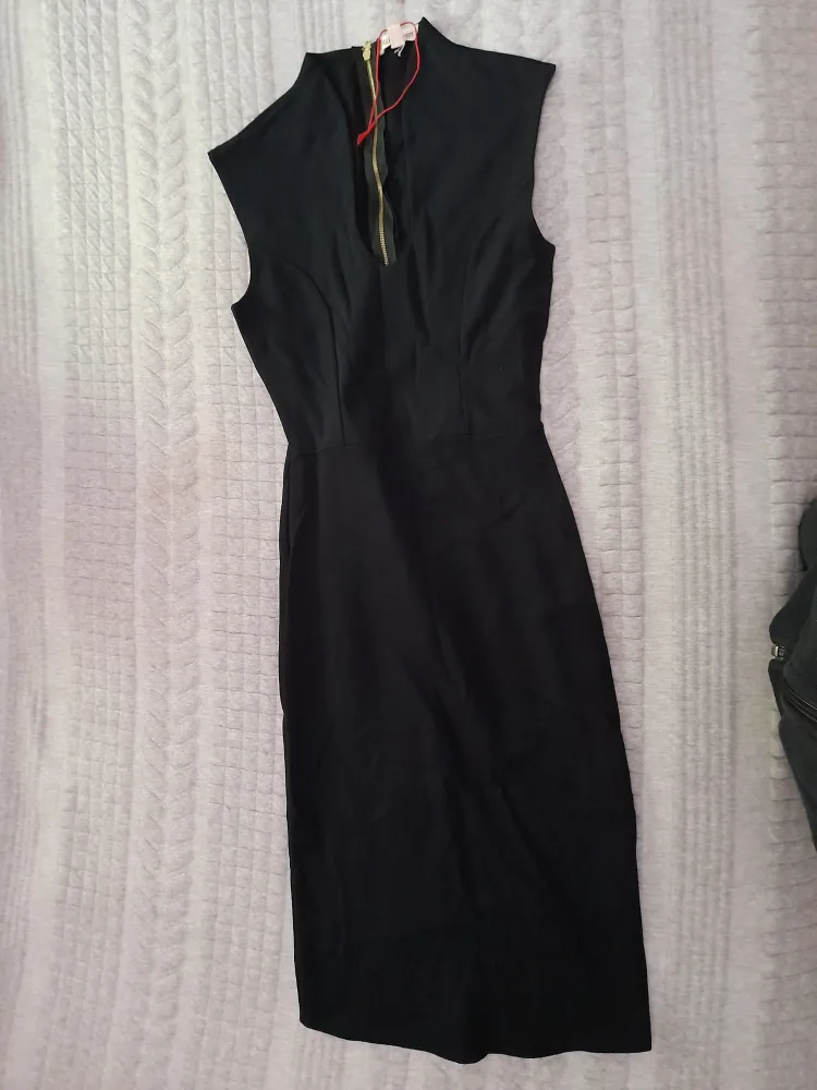 Black Sleeveless Dress thumbnail