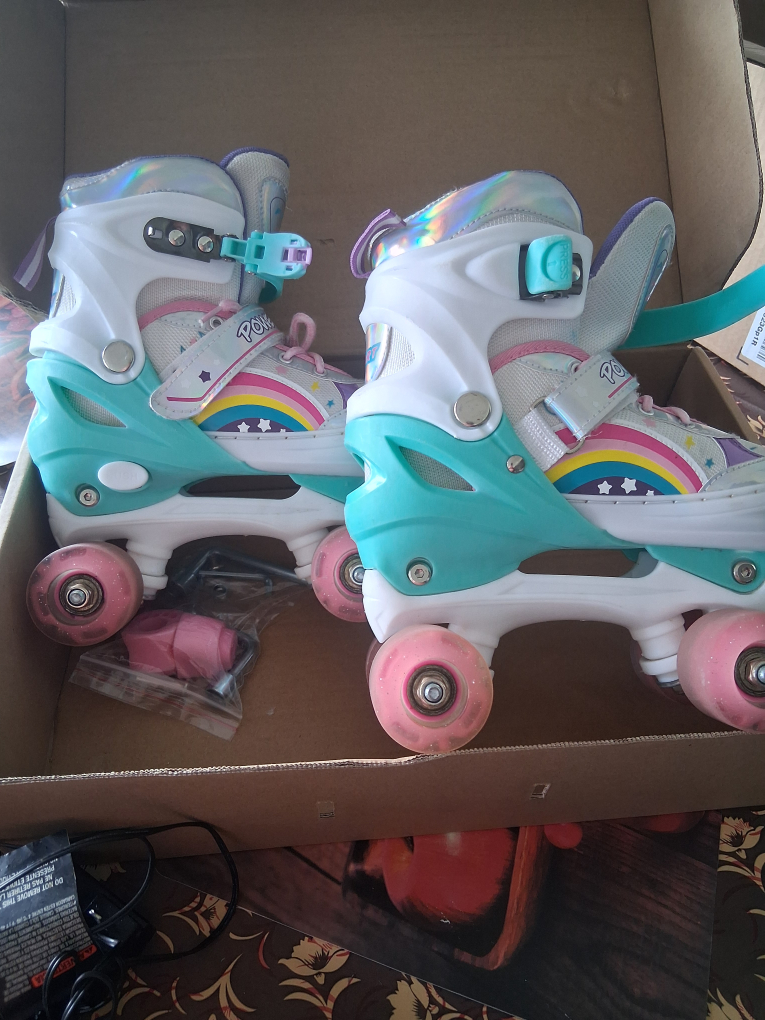 Pony Roller Skates - Kids Size - photo 4