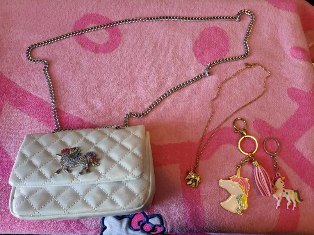 Unicorn Bundle(4 Items Included) image indicator(10)