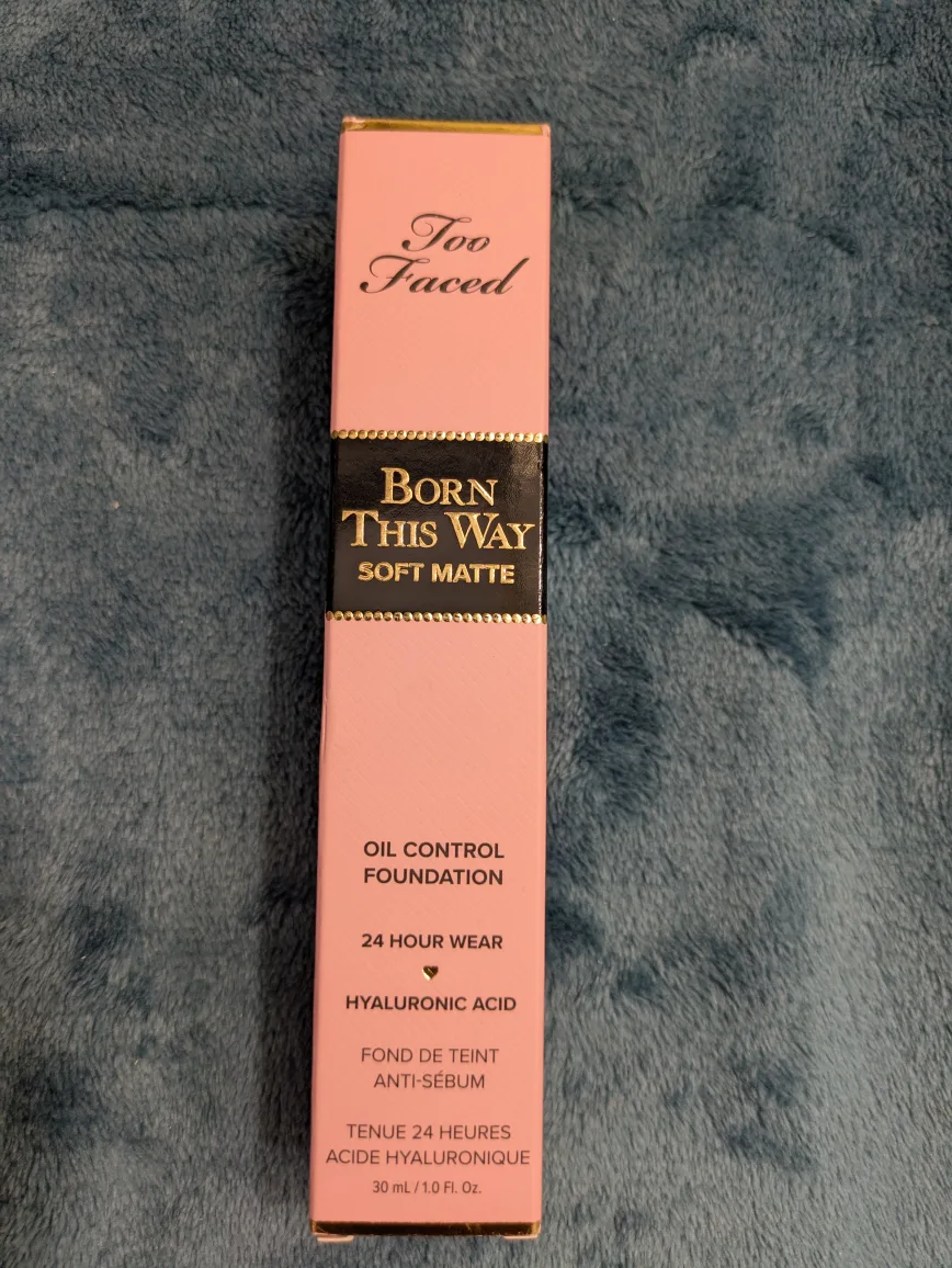 Too Faced Born This Way Foundation - Ganache