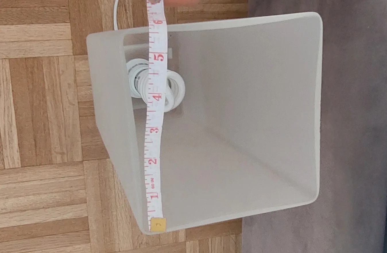 Pair of White Frosted Glass Table Lamps image indicator(3)