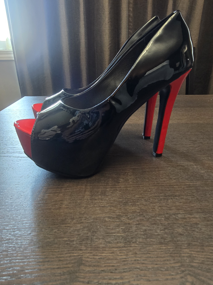 Black & Red 5 inch Platform Heels - Size 8 - photo 4