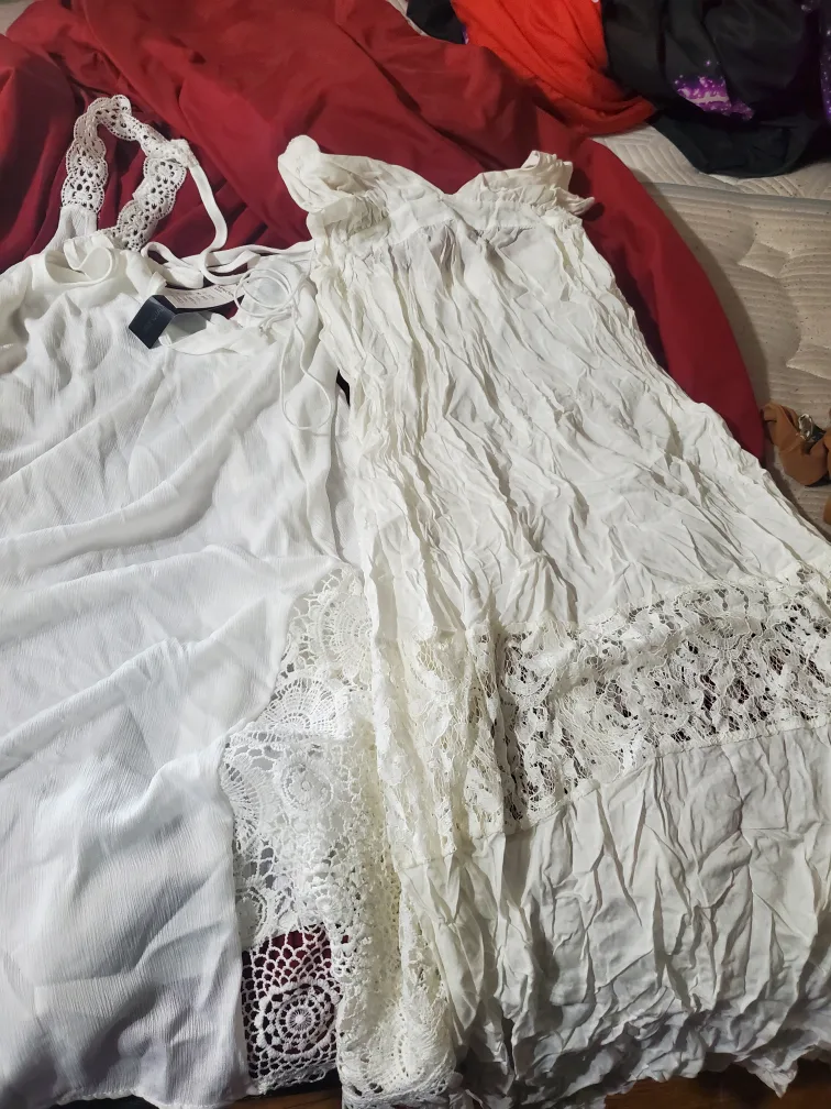 Assorted Women's Clothing image indicator(4)