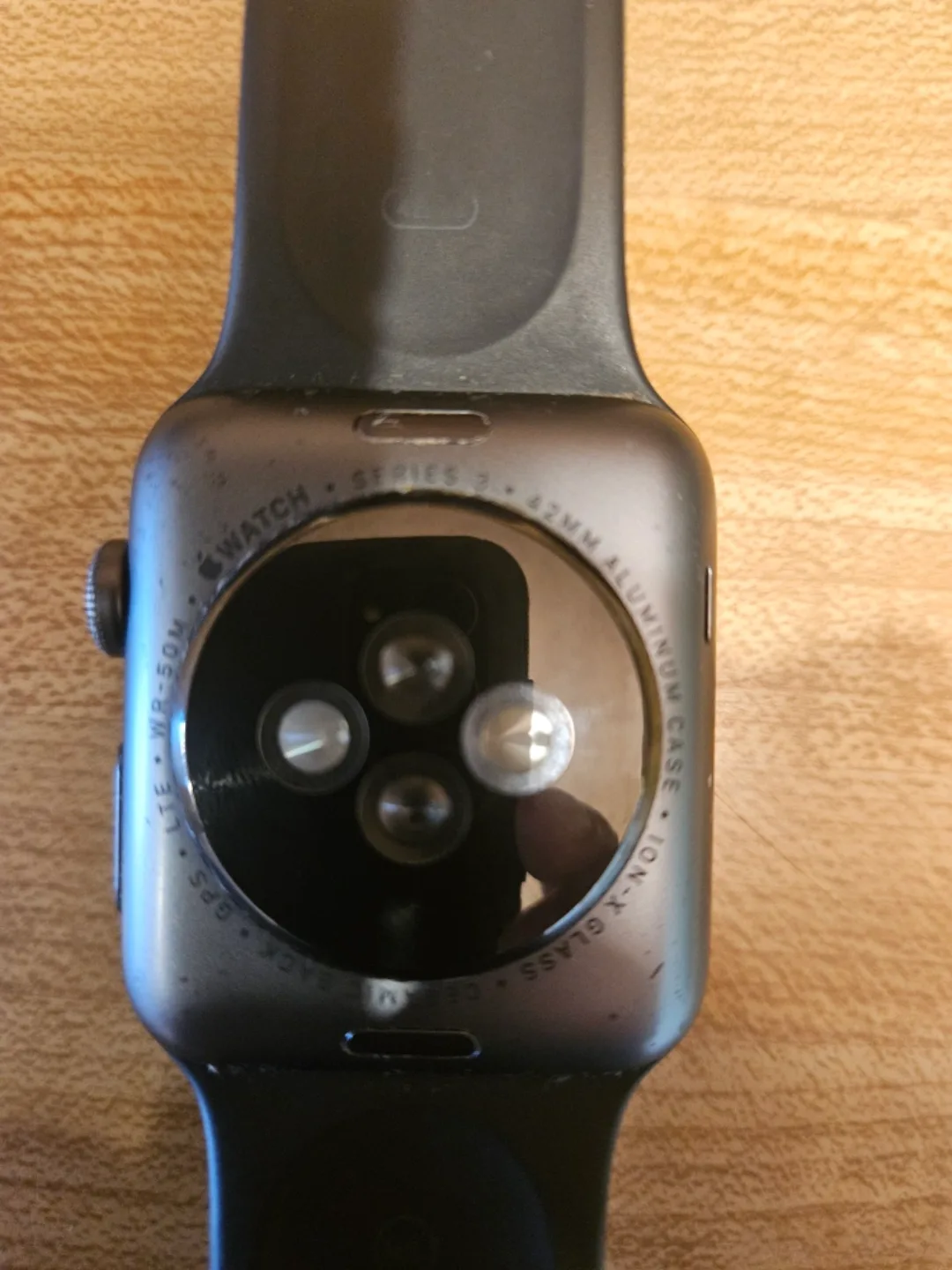 Apple Watch Series 3 42mm - Black image indicator(5)