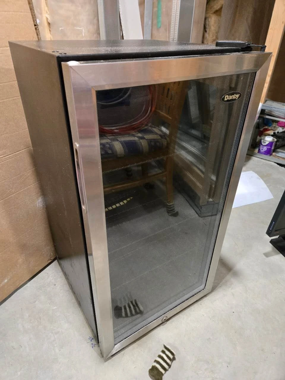 Danby Mini-Fridge - photo 2