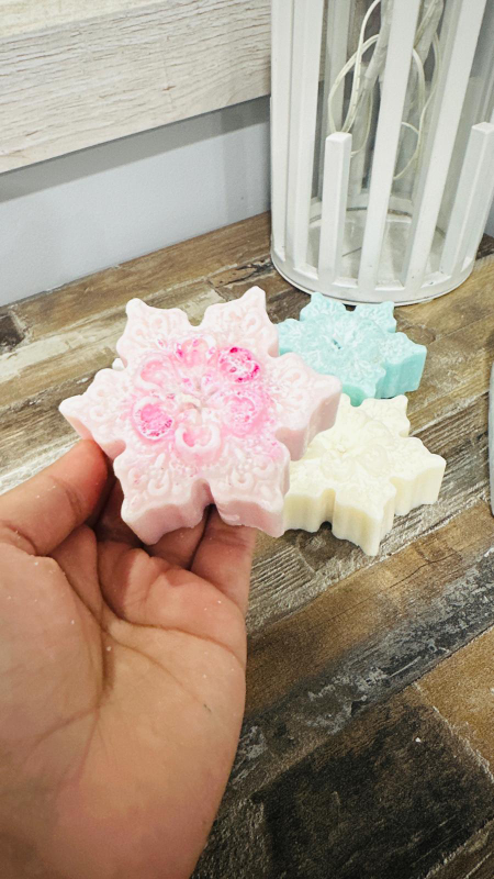 Snowflake Shaped Candles + FREE RAINBOW Shaped Candle - photo 5