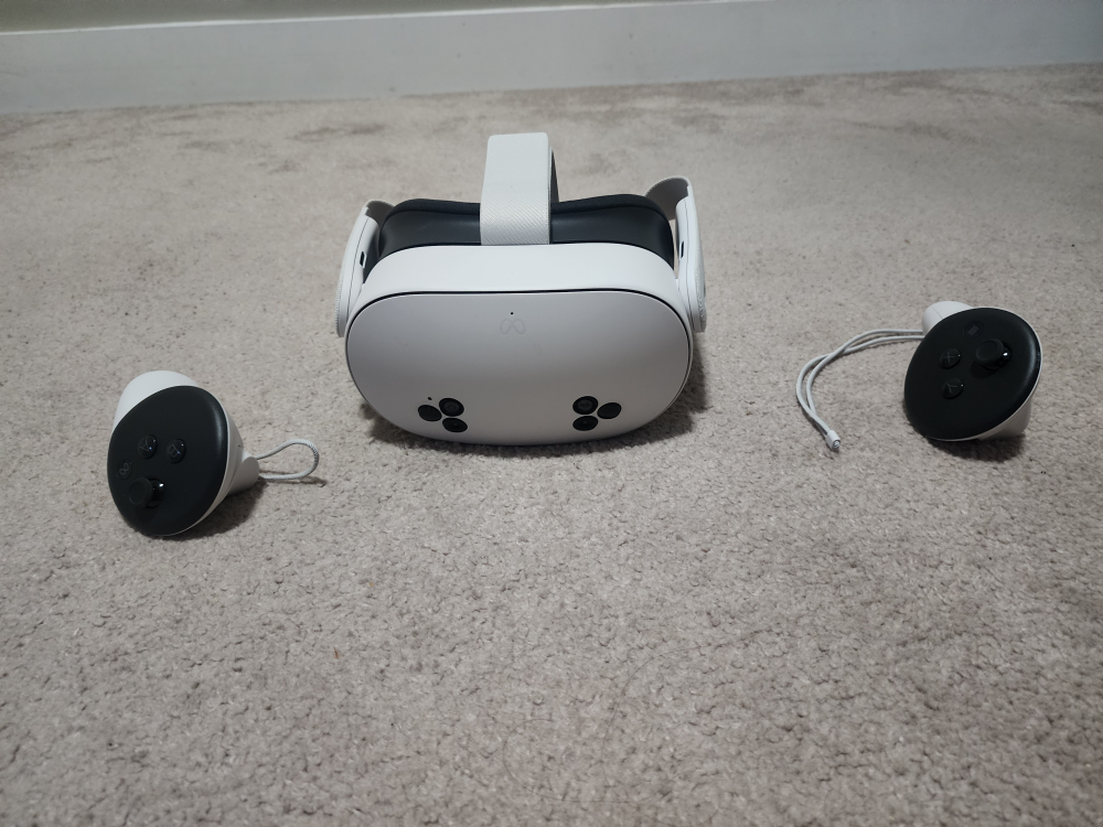 Meta Quest 3S VR Headset