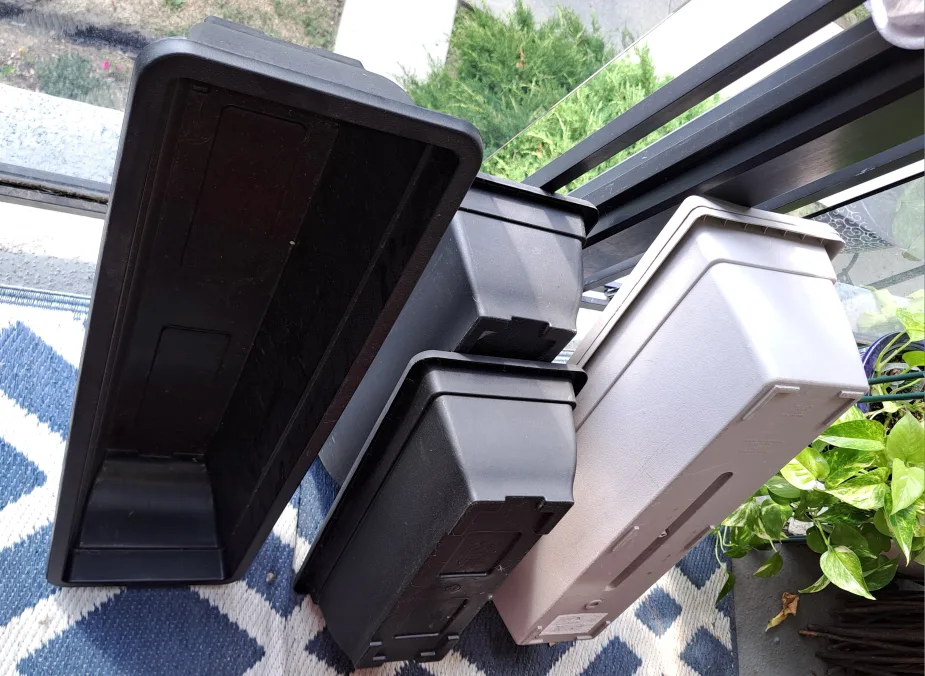 7 x Rectangular & Square Plant Pots - Grey/Black/White image indicator(3)