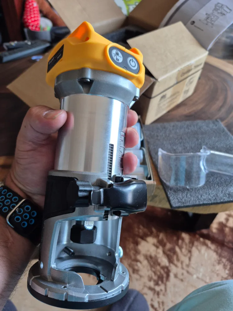 Cordless,20VMAX Compact Router Trimmer DY370 - New in Box! thumbnail