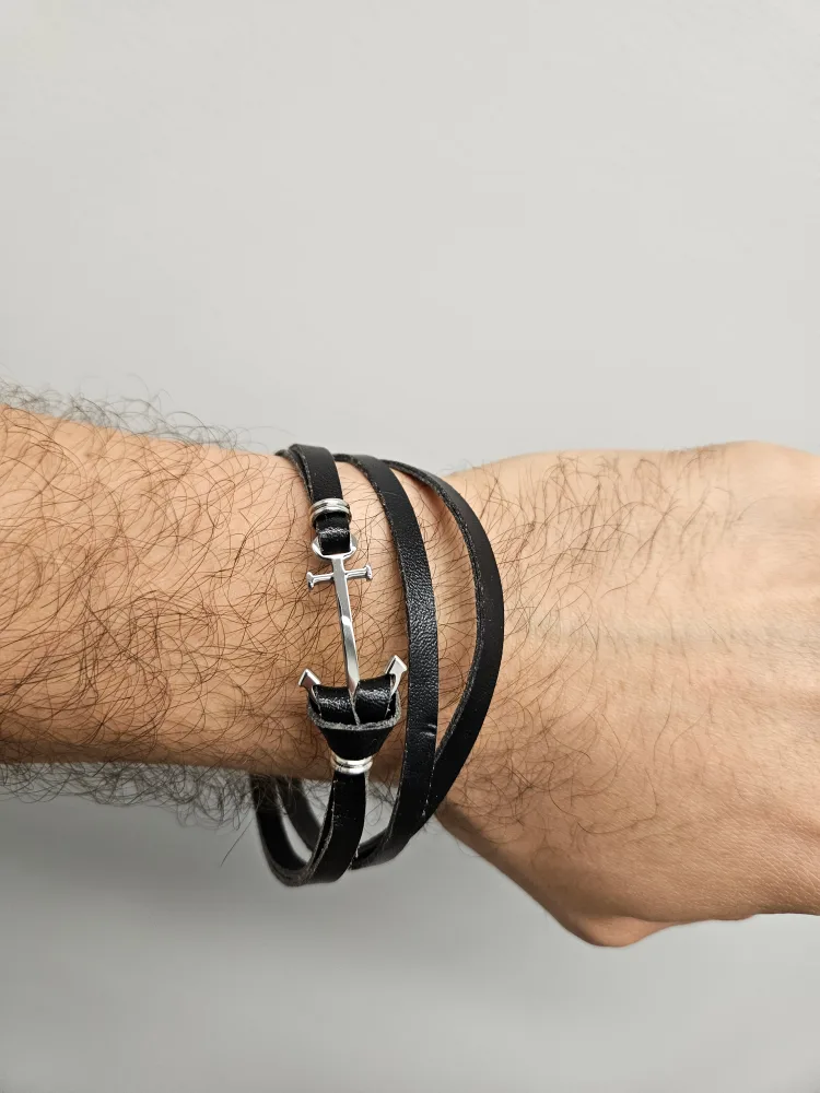 Leather Bracelet with Silver Boat Anker thumbnail
