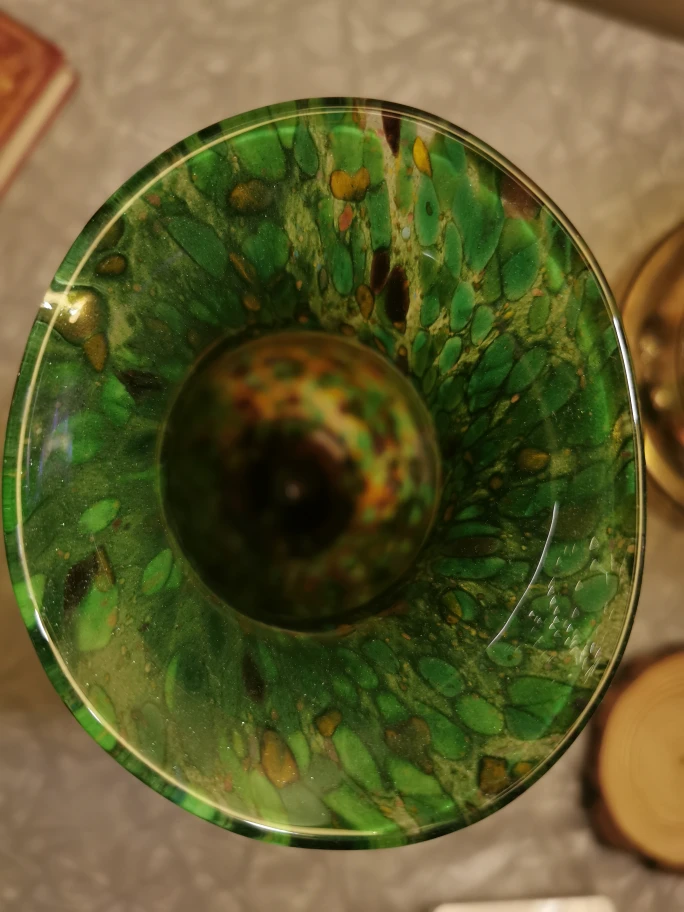 Johannes Chapman Green Art Glass Vase - photo 3
