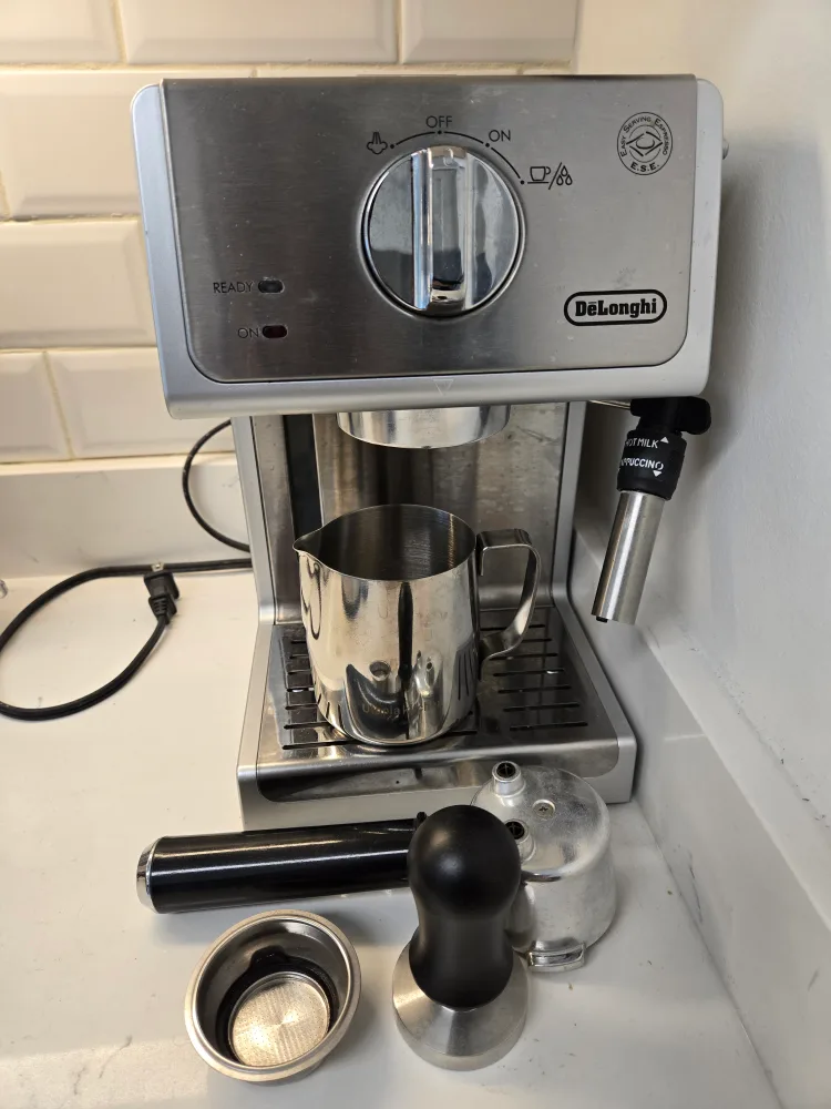 DeLonghi Espresso Machine thumbnail