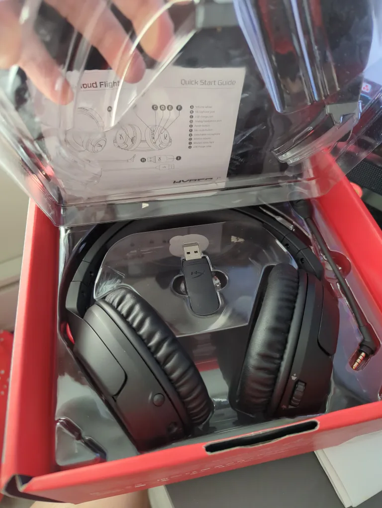 HyperX Cloud Flight Wireless Gaming Headset - Black image indicator(3)