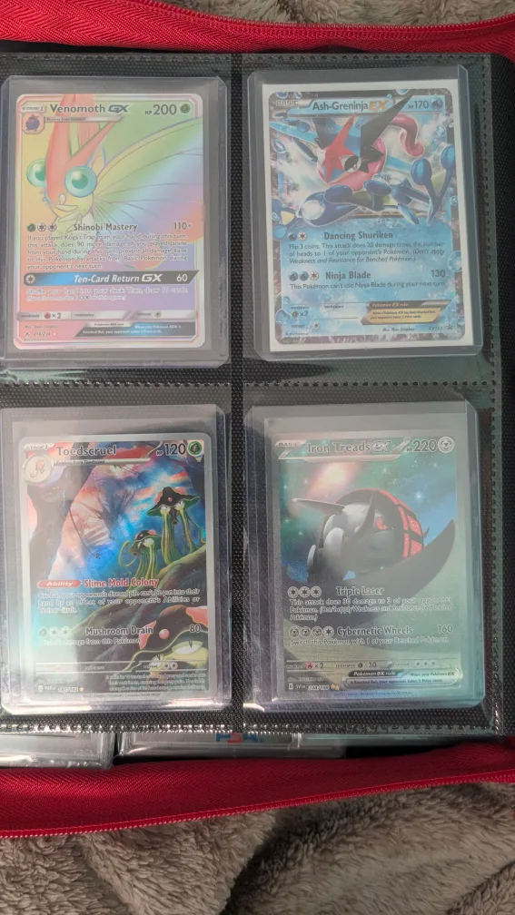 Pokemon Trading Cards - Lot of Assorted Cards image indicator(3)