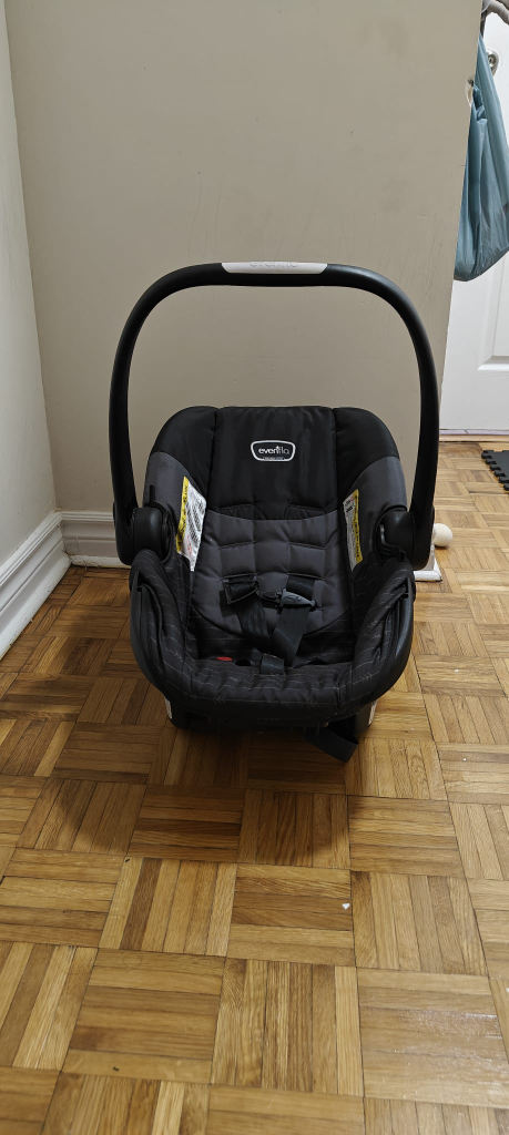 Evenflo Infant Car Seat - photo 2