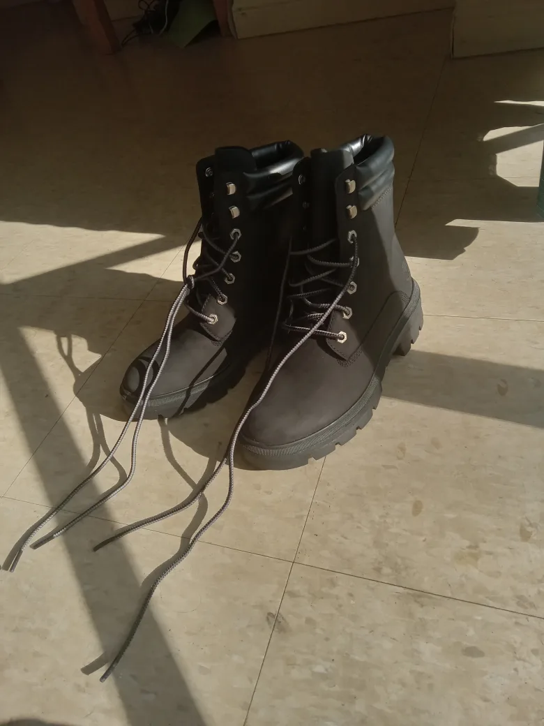 Timberland Black Boots brand new image indicator(3)