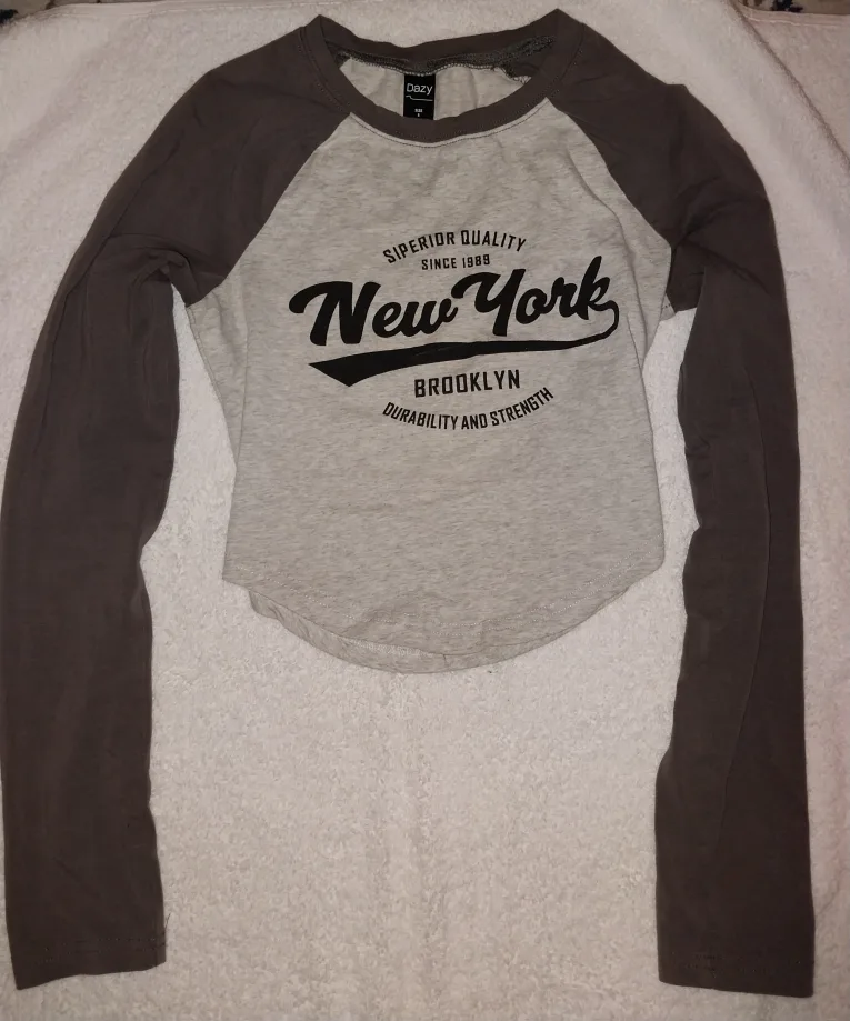 New York Long Sleeve Top thumbnail