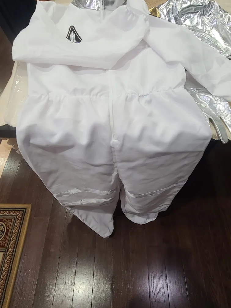 Astronaut Costume - Size xxl about 6 to 9 years old image indicator(4)