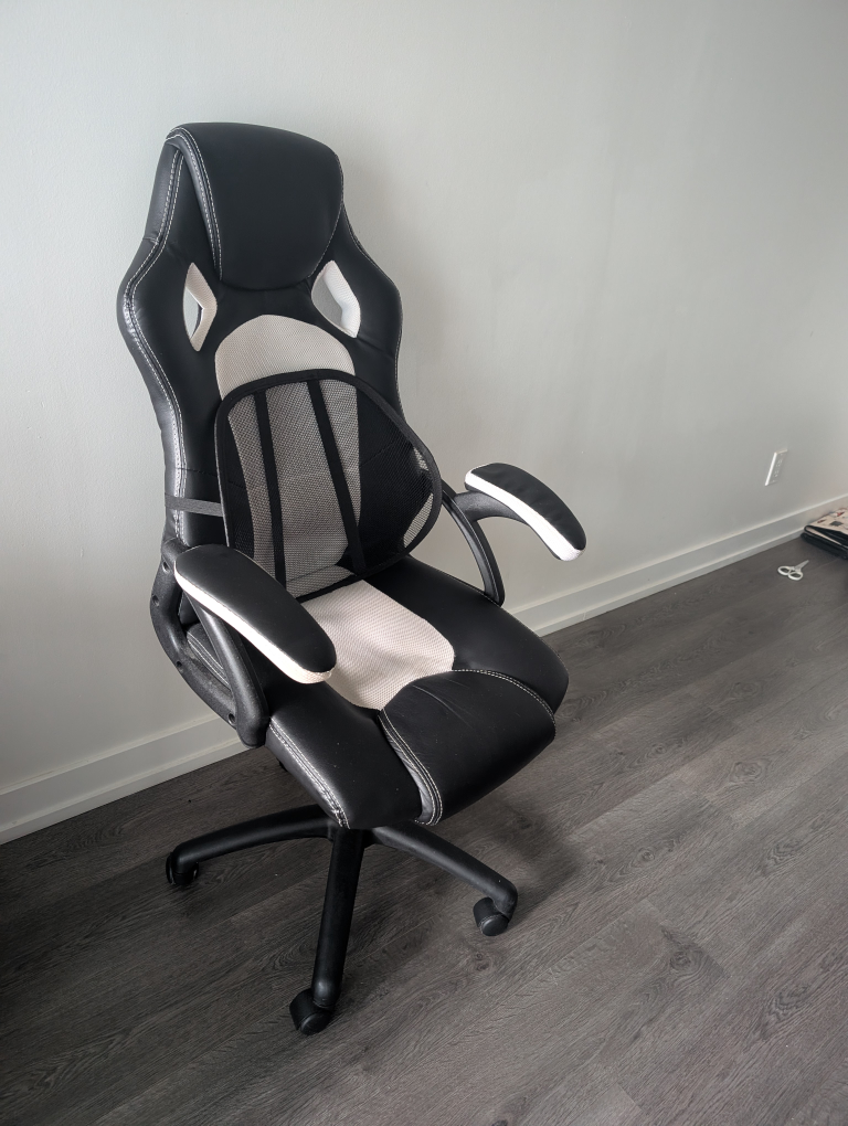 Black & White Gaming Chair - photo 2