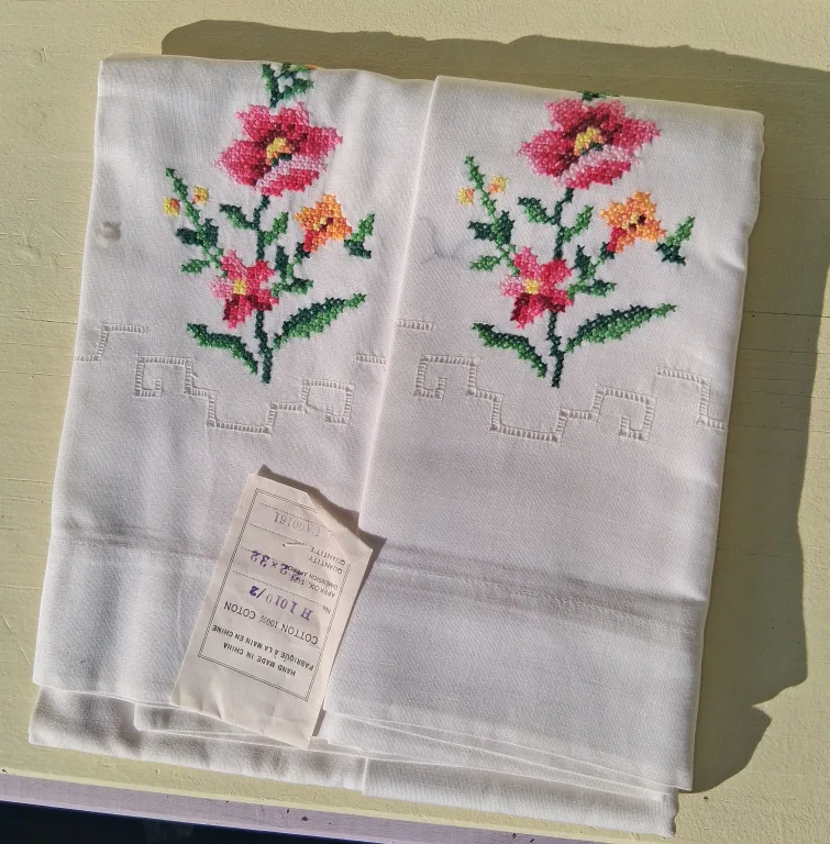 Handmade Cotton Pillowcases - 2 x 32 Size thumbnail