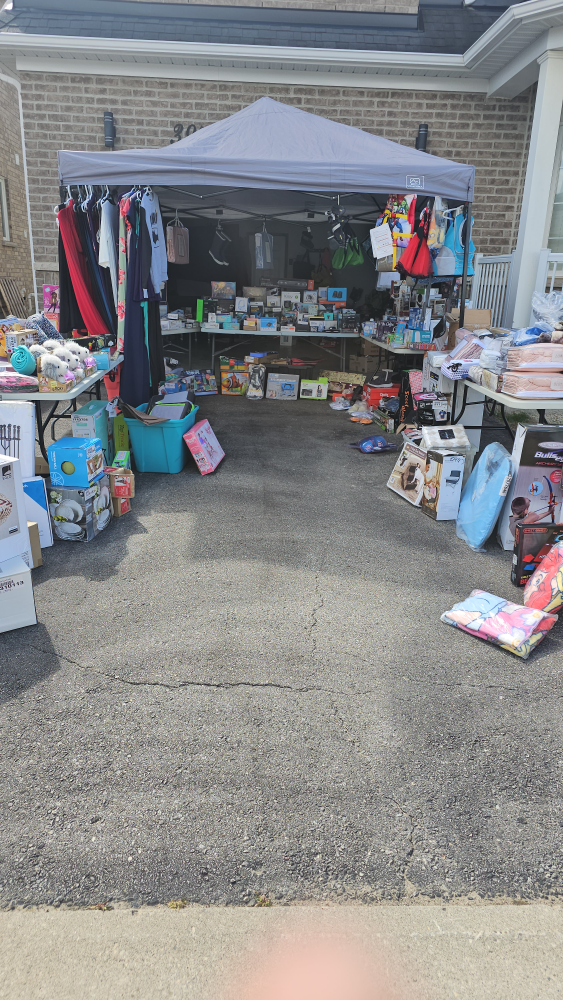 Huge Garage /Yard Sale