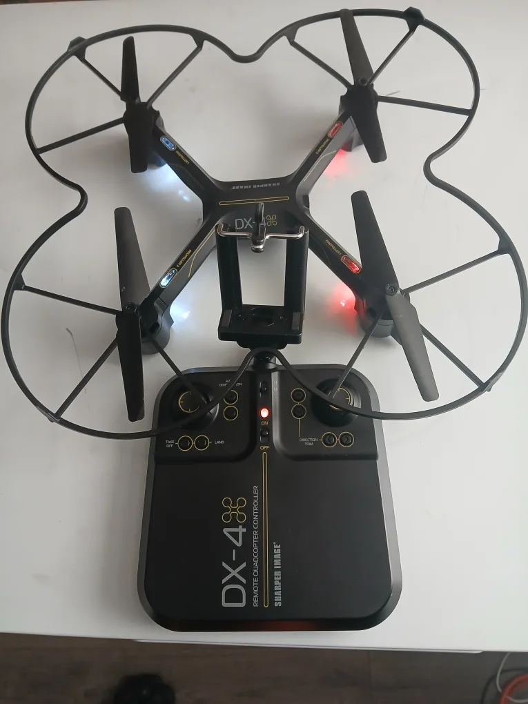 Drone with Controller and camera, like New image indicator(2)