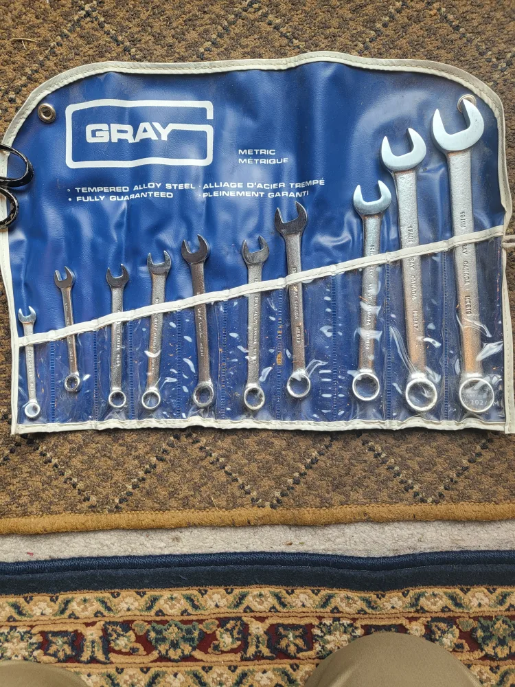 Gray Metric Wrench Set thumbnail