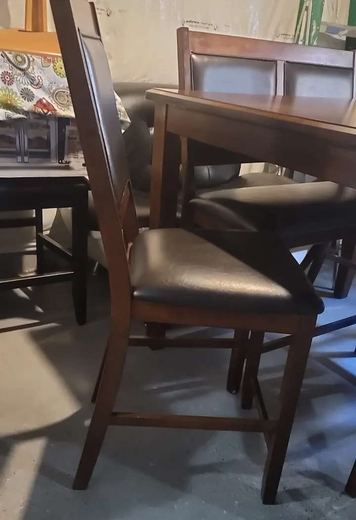 Dining Table Set with 6 Chairs image indicator(7)