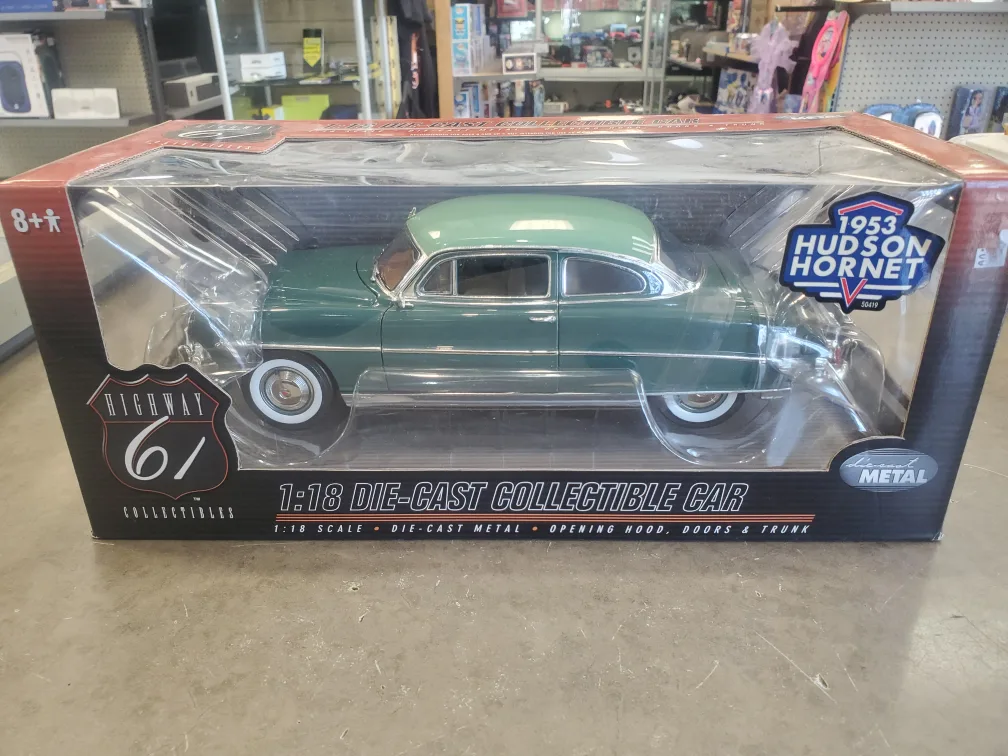 Highway 61 1953 Hudson Hornet 1:18 Die-Cast Car thumbnail