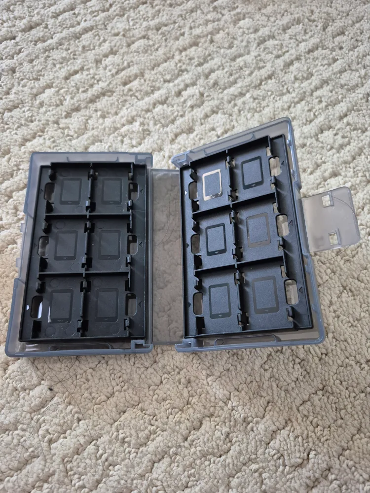 Nintendo Switch Game Card Case image indicator(3)
