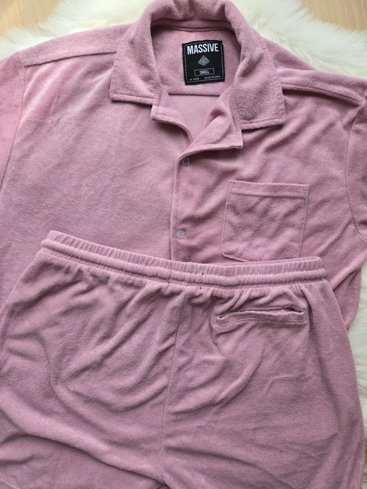 Men's Pink Terry Cloth Set (Small/Medium) image indicator(4)