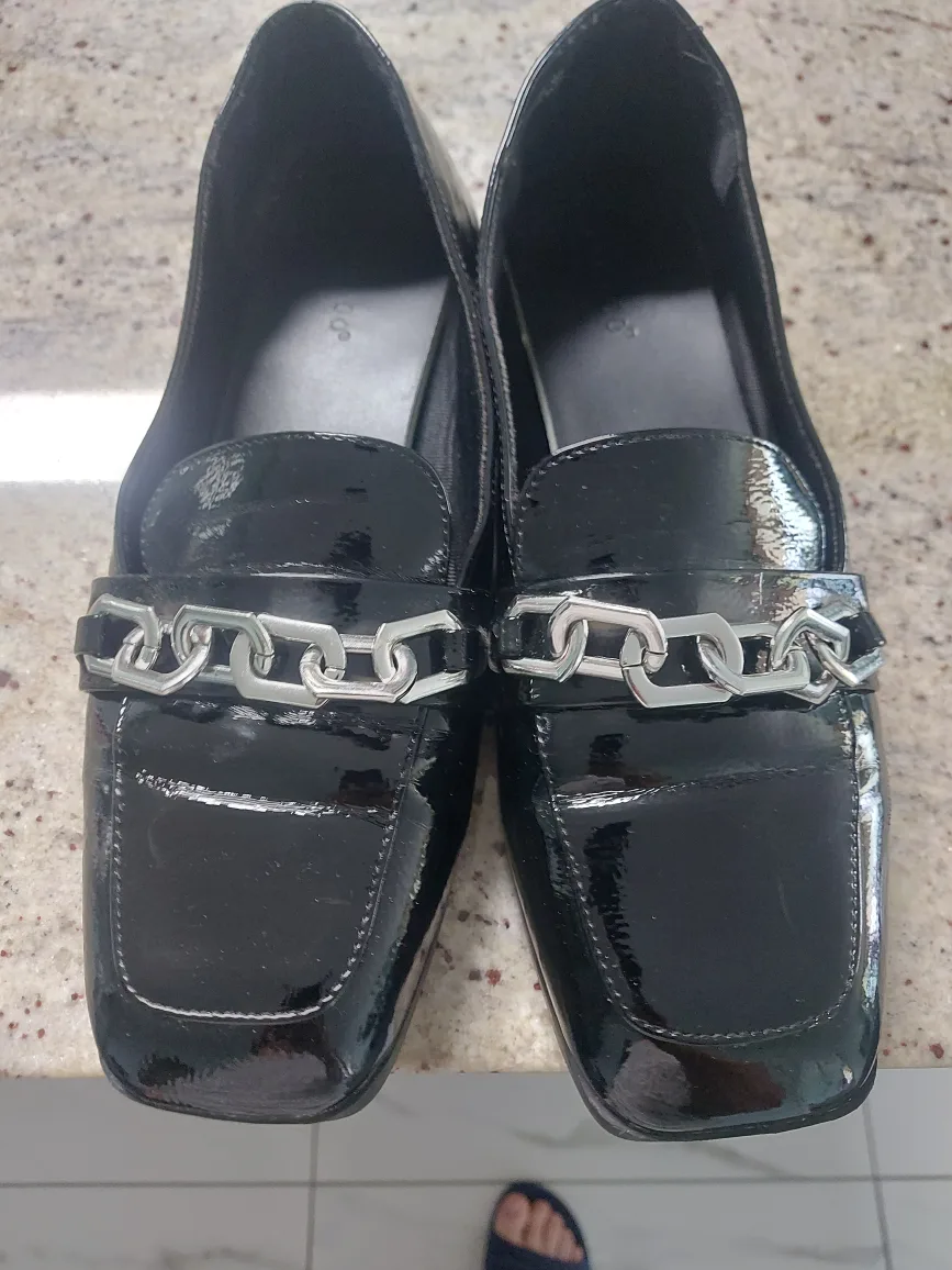 Bamboo Black Patent Leather Loafers - Size 10 image indicator(2)