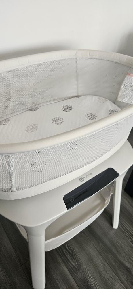 4moms® mamaRoo Sleep Bassinet + Extras! - photo 2