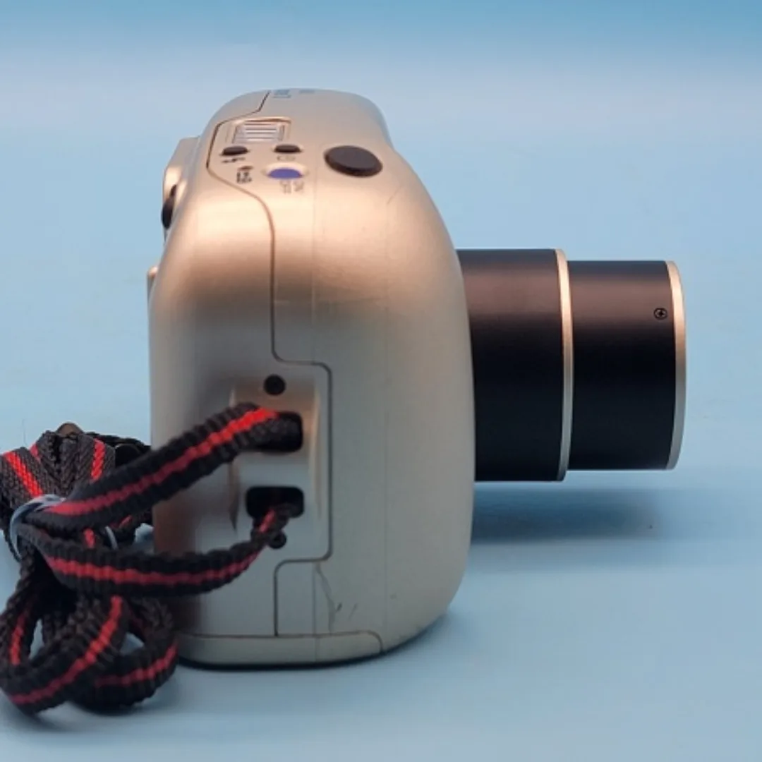 Yashica Zoomate 70 Camera image indicator(7)