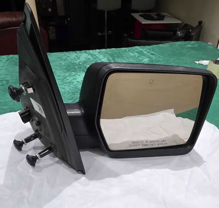 Ford F150 Tow Mirrors- 2006 image indicator(2)