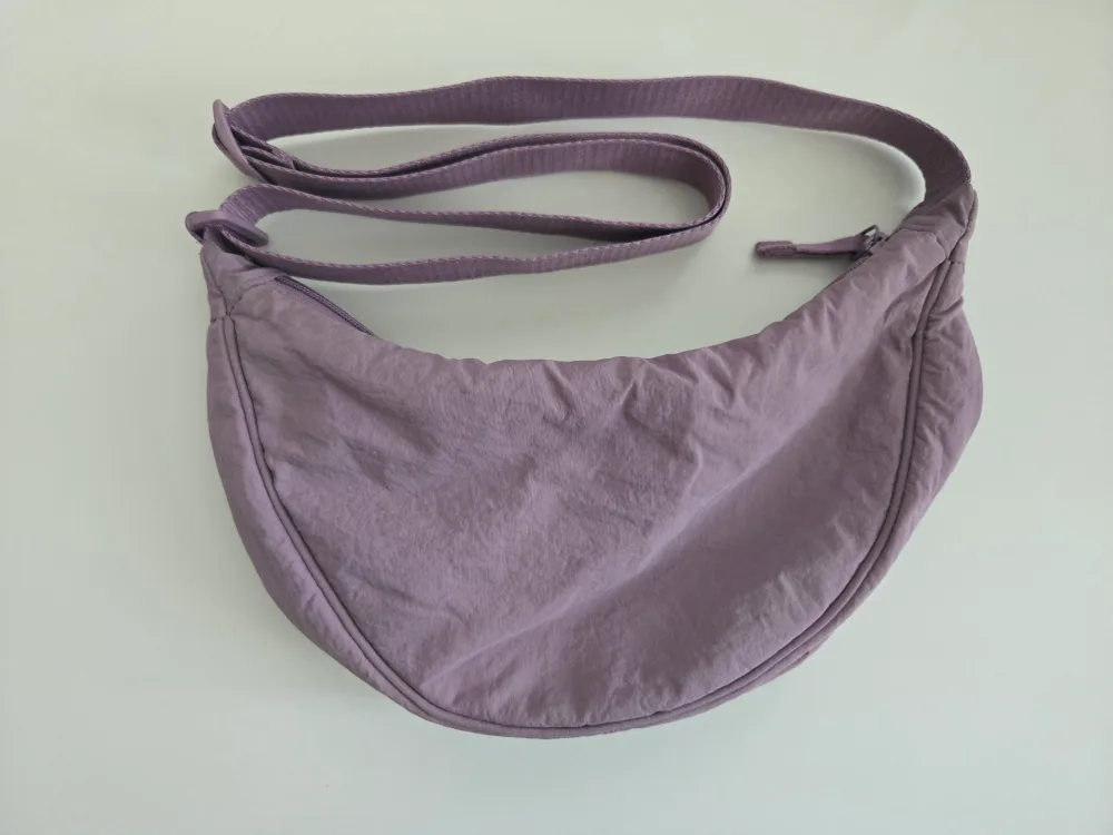 Uniqlo Round Mini Shoulder Bag thumbnail